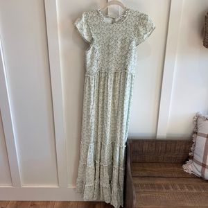 Women’s Small Green Floral Maxi Dress